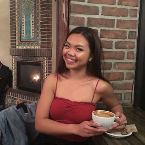 Meet your Posher, Alyssa